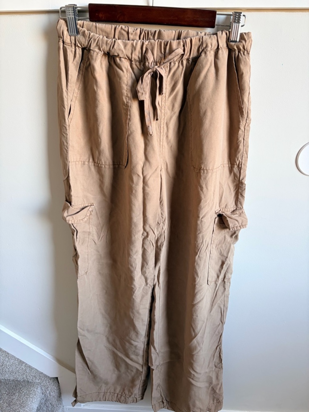 Thread and Supply Tencel Cargo Pants Small